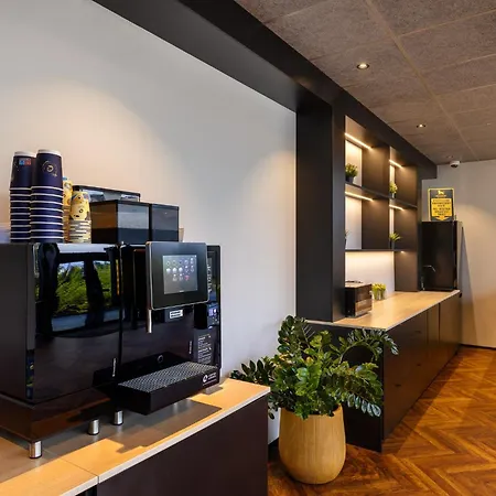 Hessnery 4* Таллин