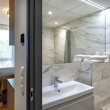 Hotell Hessnery 4*