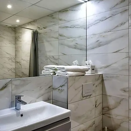 Hotel Hessnery 4*
